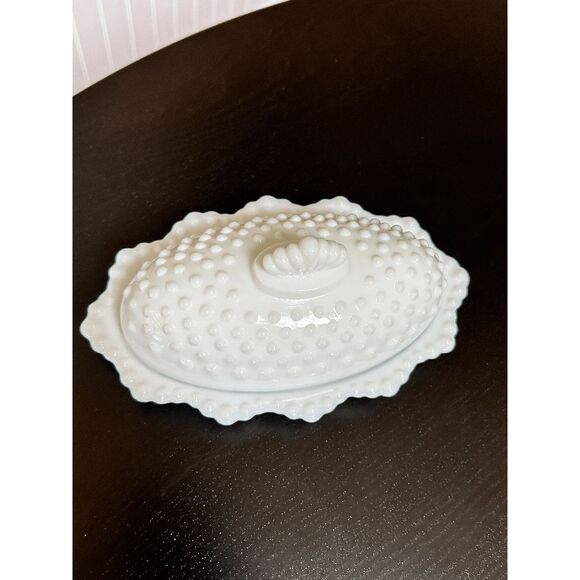 Vintage Fenton White Hobnail Milk Glass Butter Dish and Lid - Picture 3 of 7